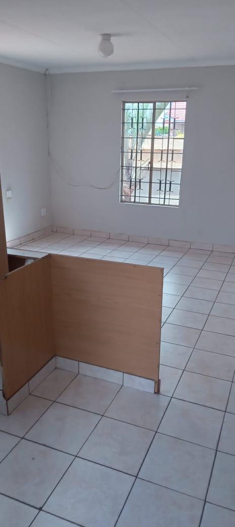 Charming 3-Bedroom House for sale in Mabopane-M