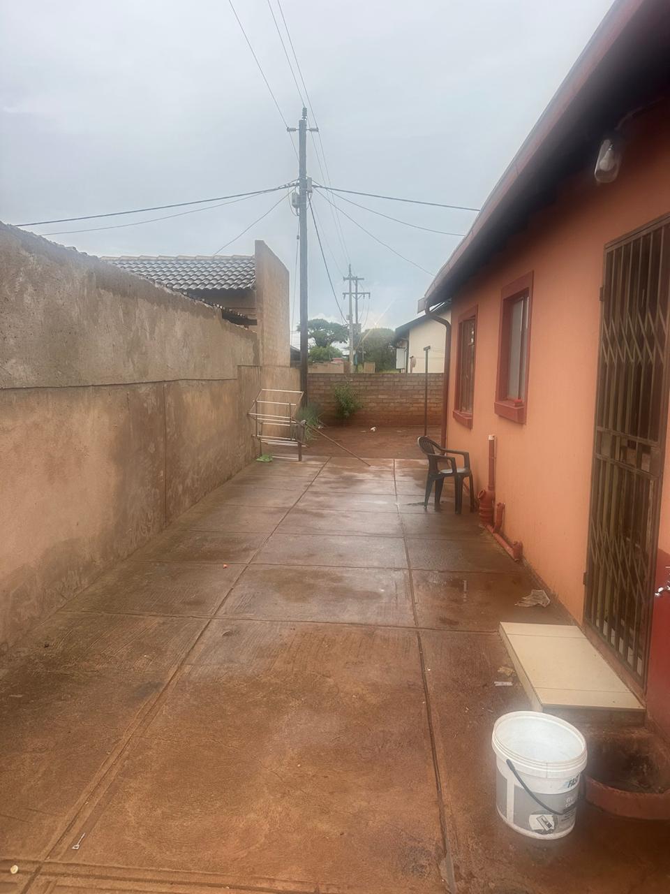 2 Bedroom in Ga-Rankuwa zone 9