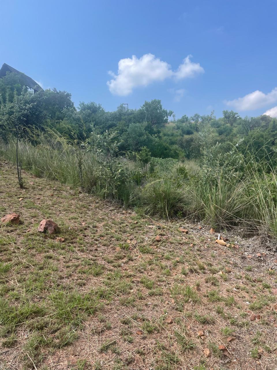 Stunning 1090m2 Stand for Sale in Fish Eagle, Belabela!