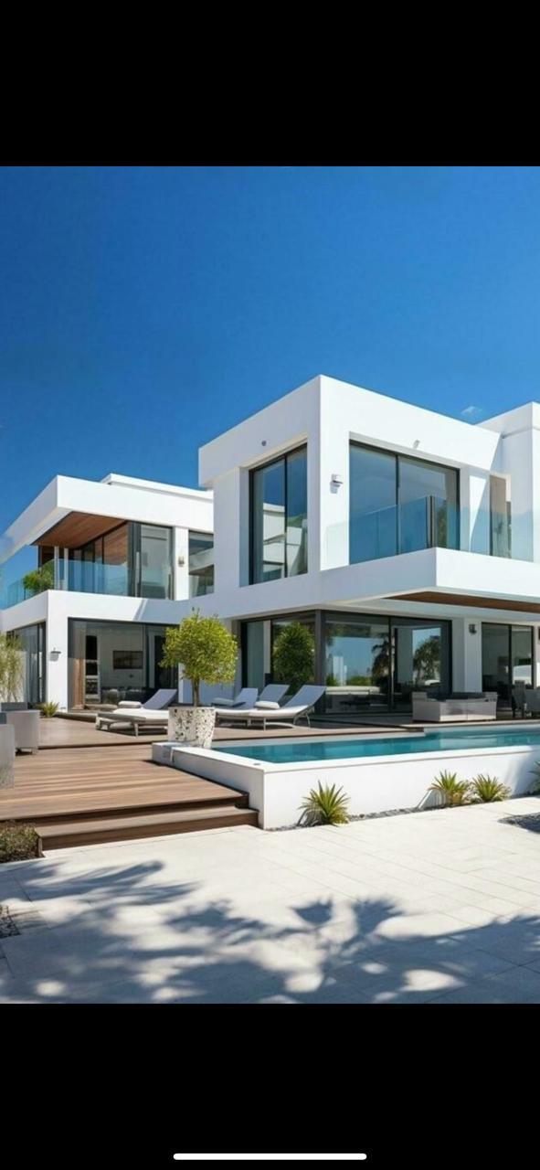 Stunning 1090m2 Stand for Sale in Fish Eagle, Belabela!