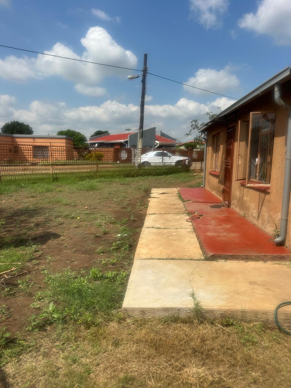 2 Bedroom in Ga-Rankuwa Zone 1