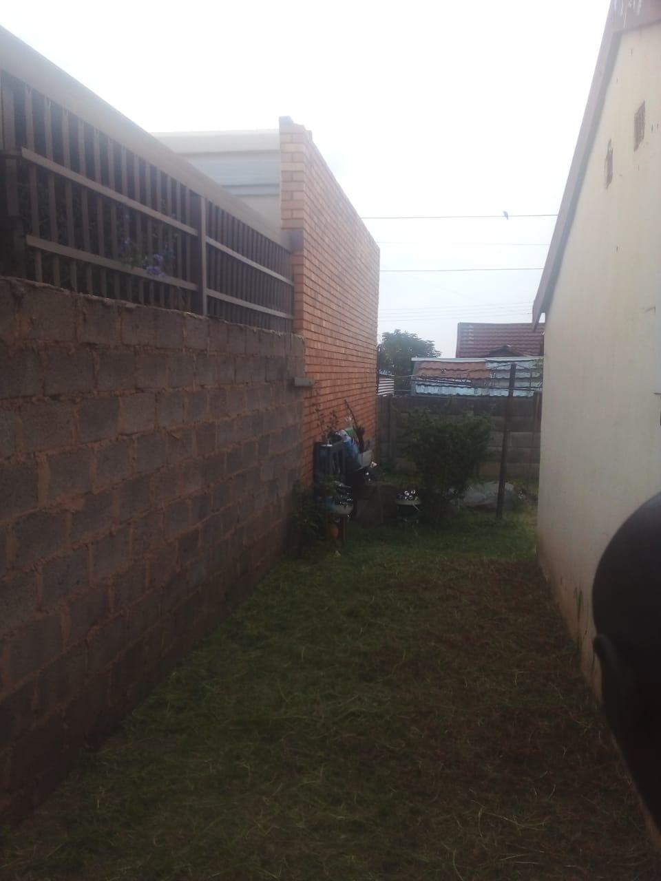 Modern 2 Bedroom house for sale in Ga-Rankuwa zone 16