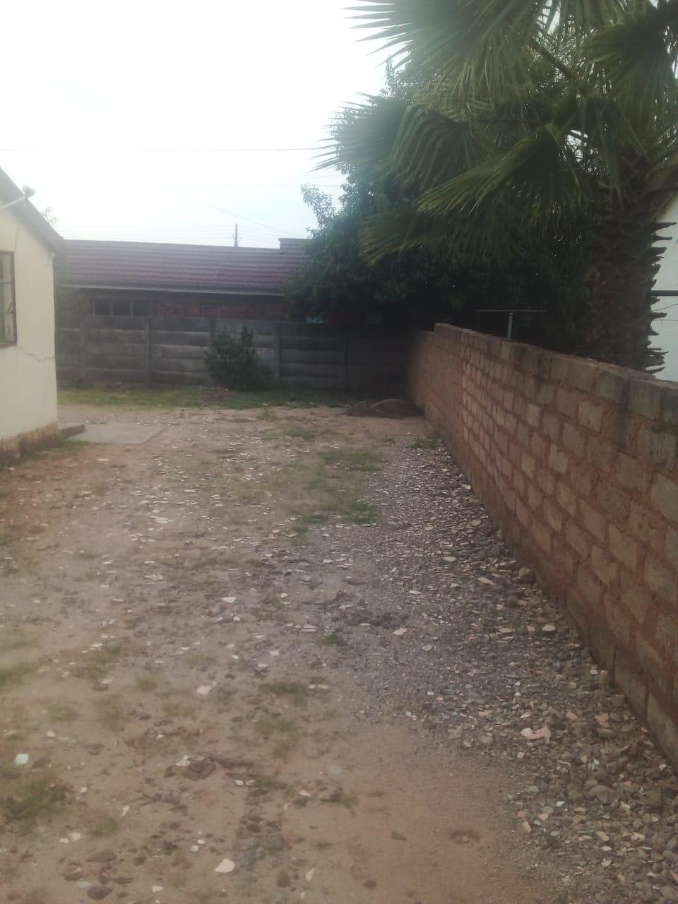 Modern 2 Bedroom house for sale in Ga-Rankuwa zone 16